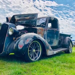 Meet your Posher, Ricky